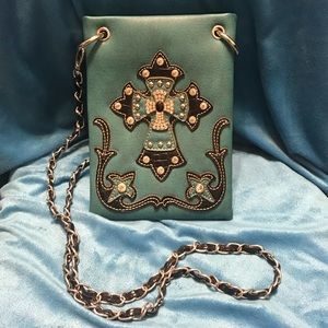 Decorative crossbody purse. $8 🌟🌟🌟4for$20🌟🌟🌟